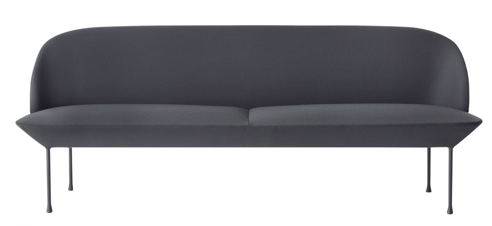 Graues Muuto Oslo Sofa, ein modernes 3-Sitzer Sofa mit minimalistischem Design und filigranen Beinen.