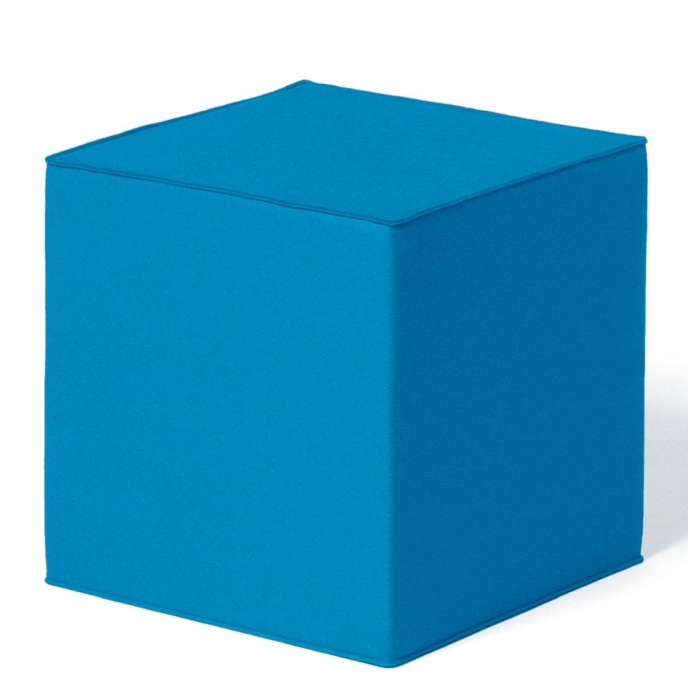 Blauer Quart Sitzwürfel von HEY-SIGN by BWF Group, moderner Sitzhocker für Wohnzimmer und Büro.