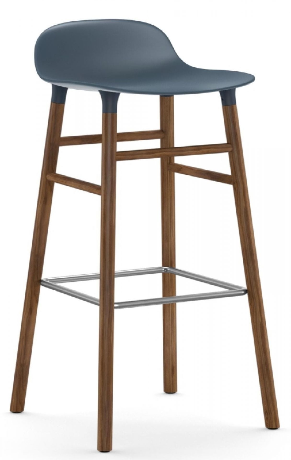 Normann Copenhagen Form Barhocker H 75 cm mit blauem Sitz und Holzbeinen.