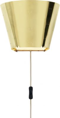 Gubi Wandleuchte 9464 aus Messing: Konische Lampe mit Schalter am Kabel.