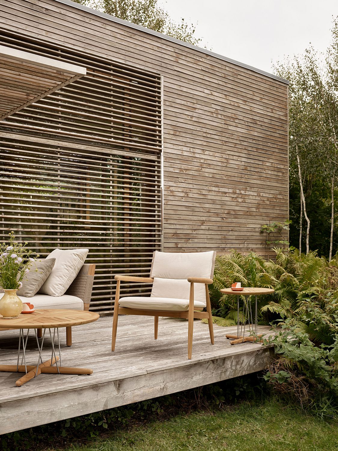 Embrace Outdoor Lounge Chair stoel met kussens van Carl Hansen & Søn