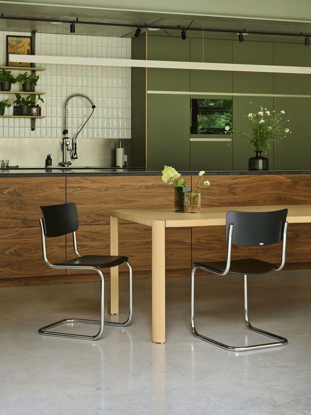 S 43 Klassieke stalen buisstoel met vrijdragende poten CHROOM/ZWART Thonet VOORKEURSCOMBINATIE
