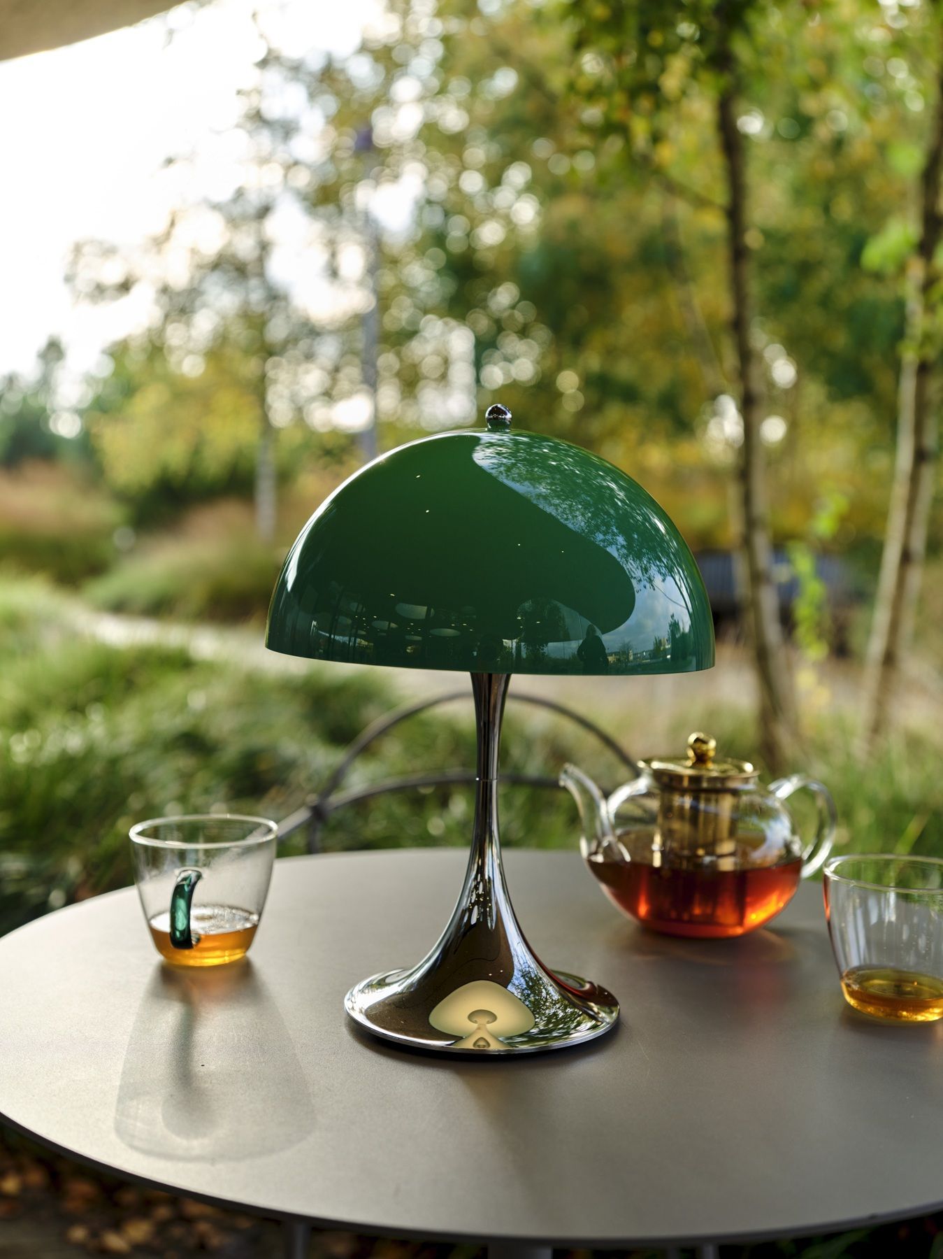 Panthella Originals 250 draagbare verlichting met oplaadbare batterij / tafellamp van Louis Poulsen