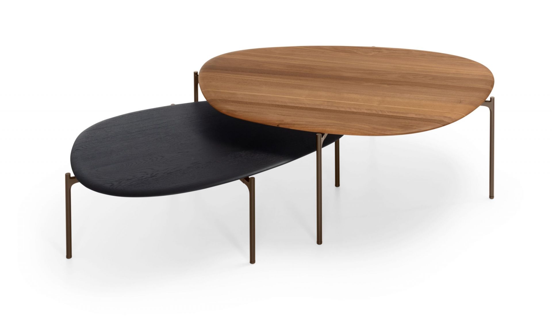 Ishino Wood Table Beistelltisch von Walter Knoll, zwei Tische in Holzoptik, braun und schwarz.