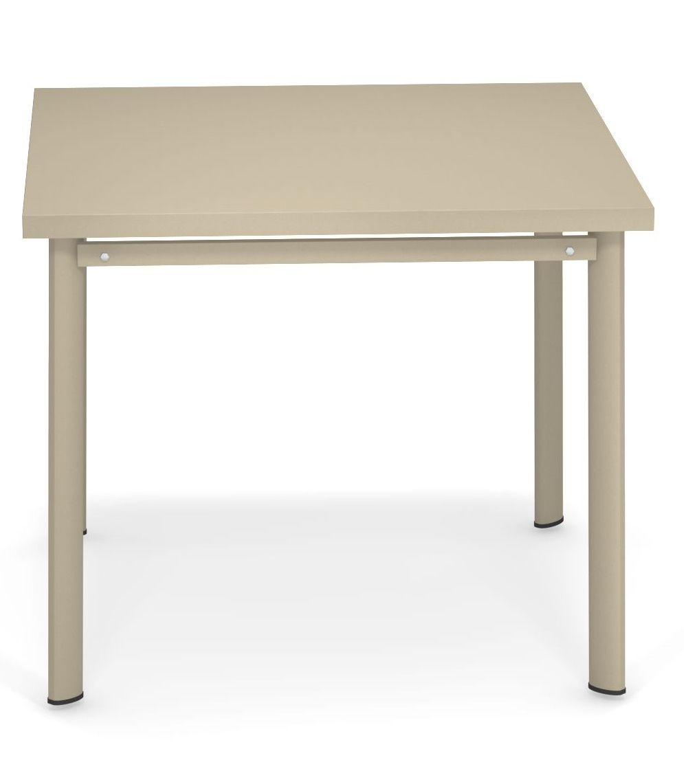 Beiger Emu Star Tisch für den Außenbereich, quadratisch, mit pulverbeschichtetem Stahlgestell, ideal für Garten und Terrasse.