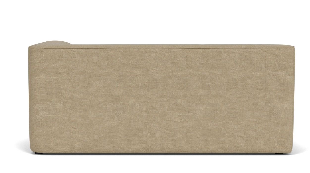Detailansicht des Audo Copenhagen Eave Modular Sofas in Beige, modernes Ecksofa für Wohnzimmer.