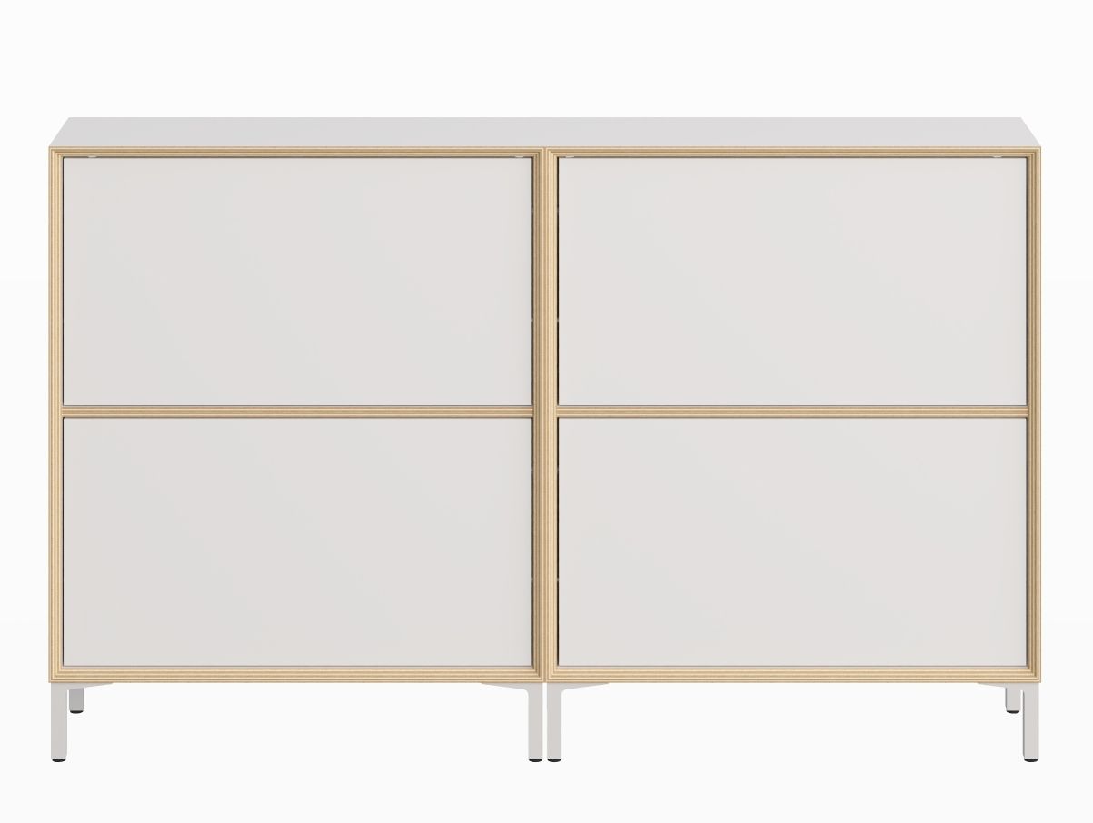 Vertiko Schuhschrank von Müller Möbelwerkstätten in Weiß mit vier Fächern und hellem Holzrahmen.
