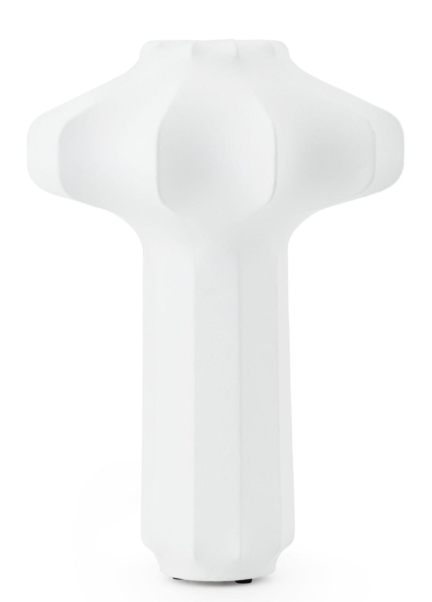 Weiße Phantom Table Lamp Tischleuchte von Normann Copenhagen im Studio, modernes Design für Wohnzimmer und Schlafzimmer.
