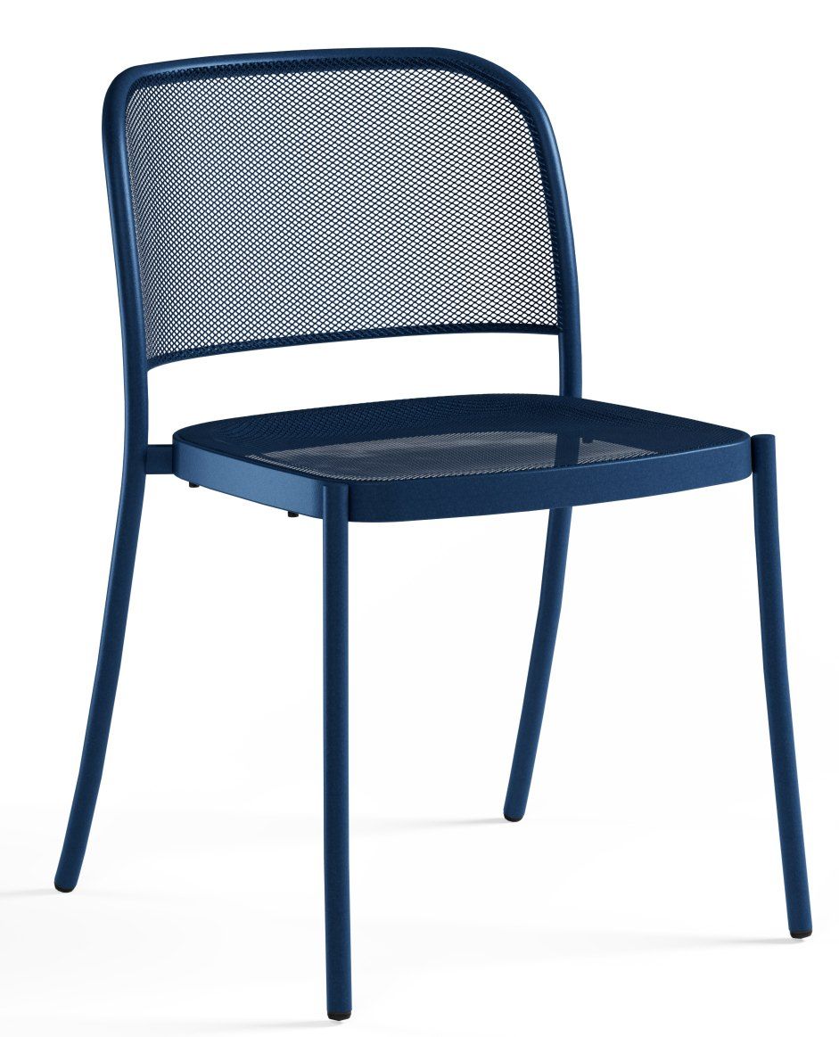 Blauer Cafè Chair Stuhl von Emu für den Außenbereich, mit feinem Metallgitter an Sitzfläche und Rückenlehne.