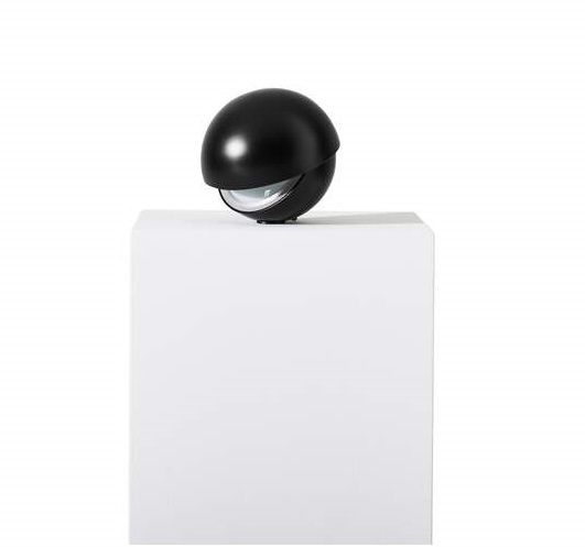 Schwarze Palpebra Tischleuchte von Cassina aus Aluminium, modernes Design für Wohnzimmer und Büro.