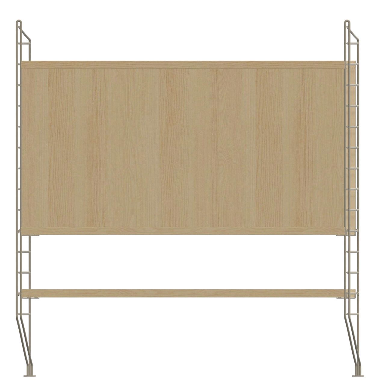 Wohnzimmer KONFIGURATIONEN L3 String Furniture Regalsystem mit Holzpaneel und Regalbrett, Frontansicht.