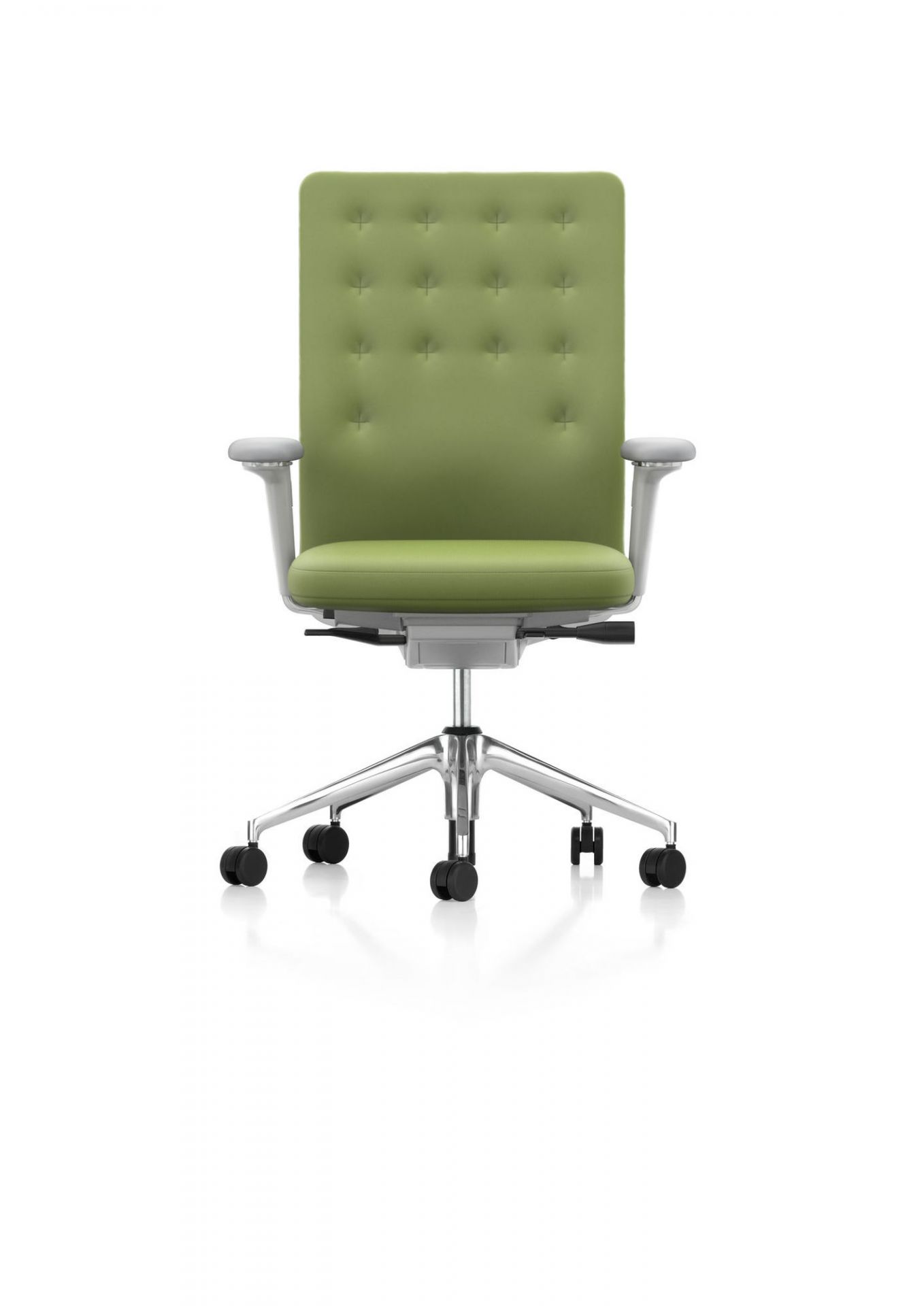 Grüner ID Chair Bürodrehstuhl von Vitra mit gepolsterter Rückenlehne und silberfarbenem Fußkreuz. Ergonomischer Bürostuhl für komfortables Sitzen.