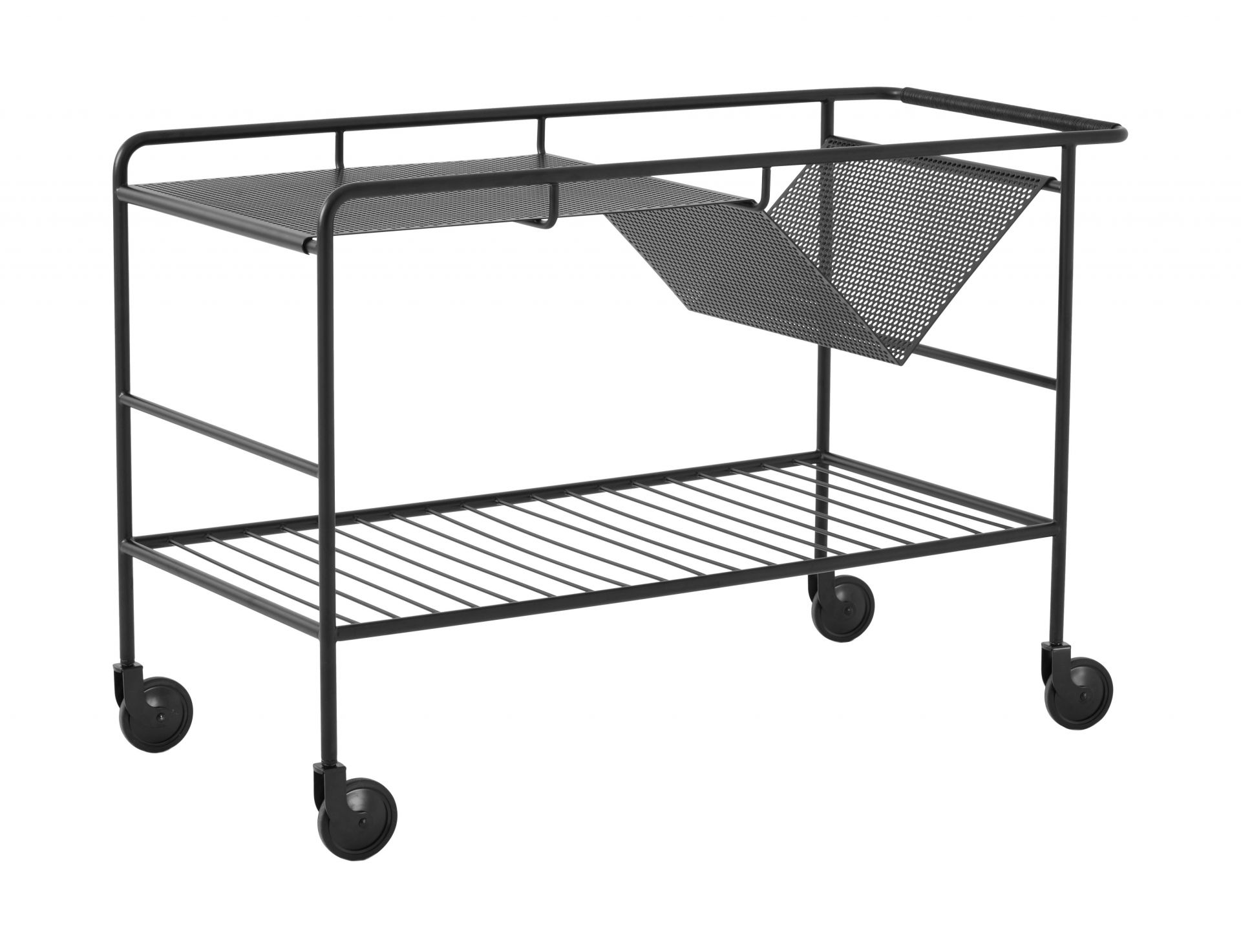 Schwarzer Alima NDS1 Rollwagen von AndTradition mit zwei Ablageflächen und Magazinhalter aus perforiertem Metall.
