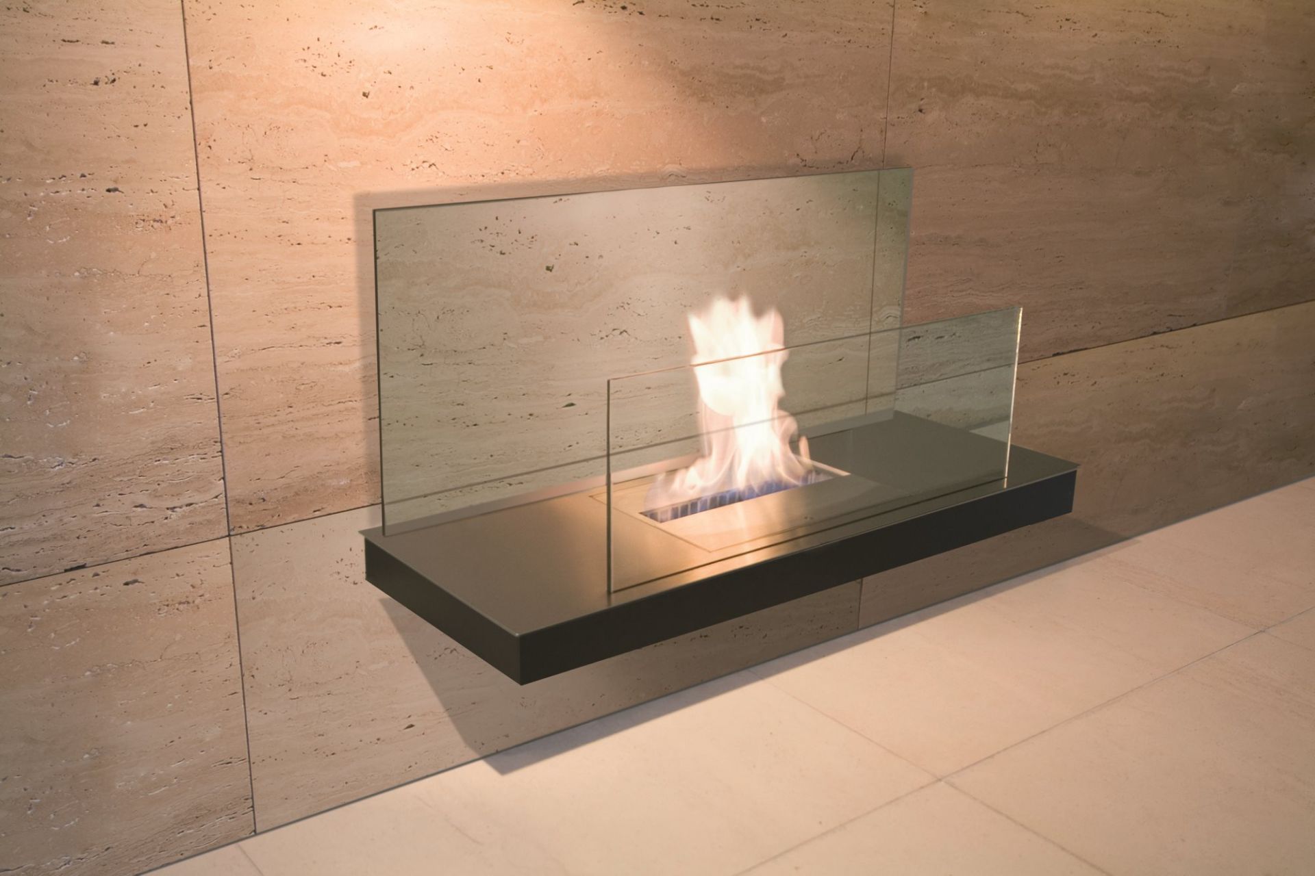 Wall Flame 2 Ethanol Kamin Radius: Wandkamin mit Flamme und Glasscheibe, moderne Kamin Dekoration.