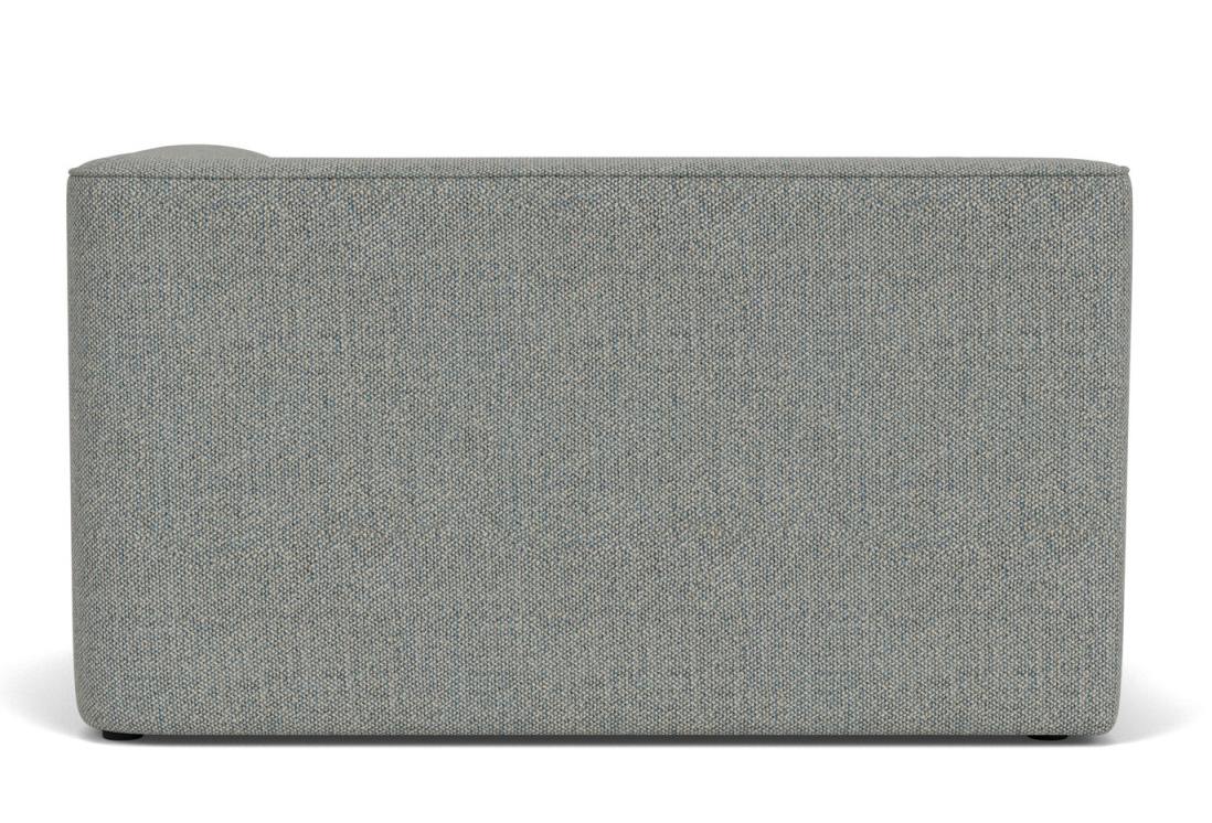 Detailaufnahme des Audo Copenhagen Eave Modular Sofas 86 Ecke 129 in grauem Stoff, modernes Ecksofa Design.