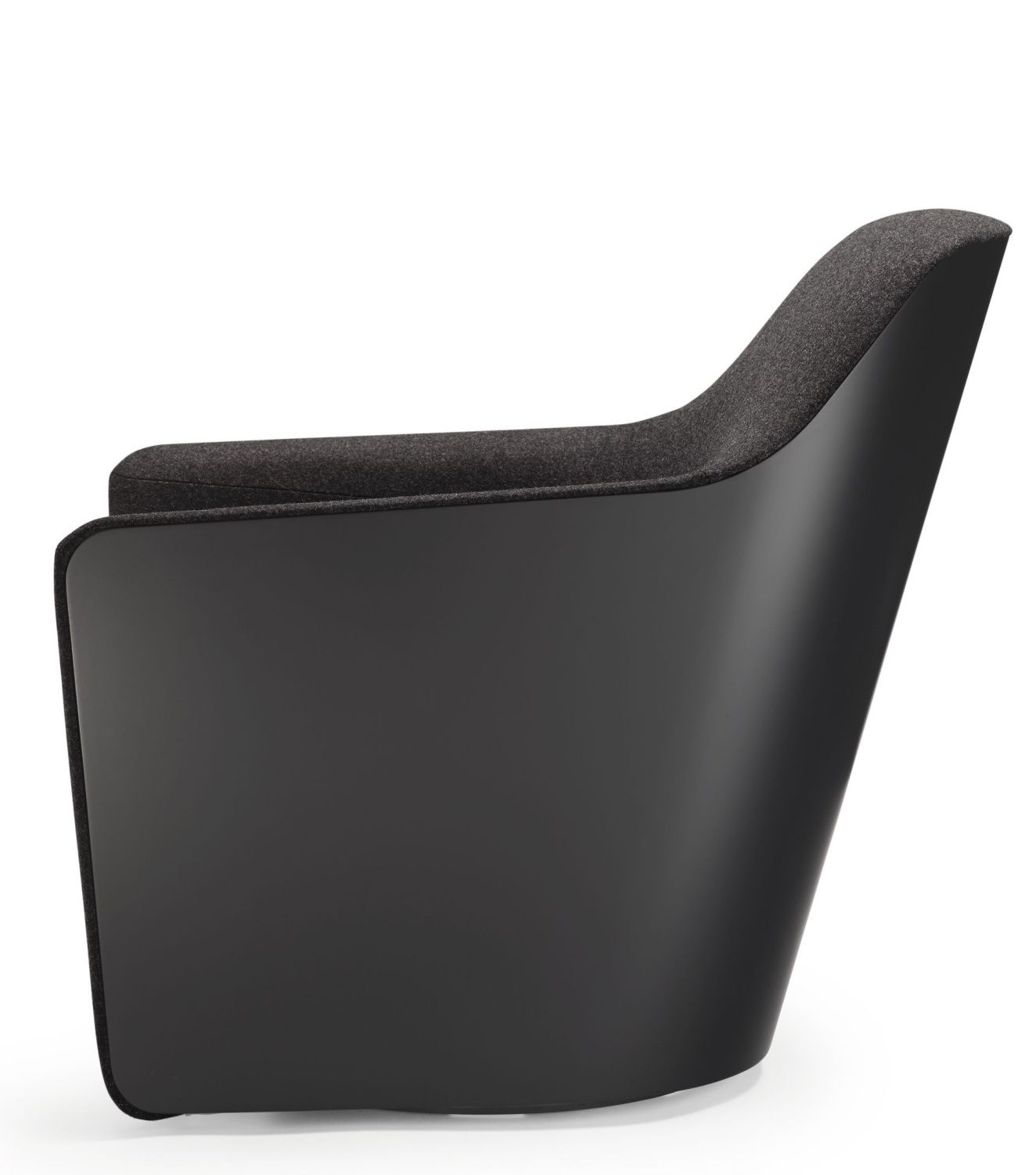 Ansicht von der Seite des schwarzen 520 Foster Sessel von Walter Knoll mit grauer Polsterung.