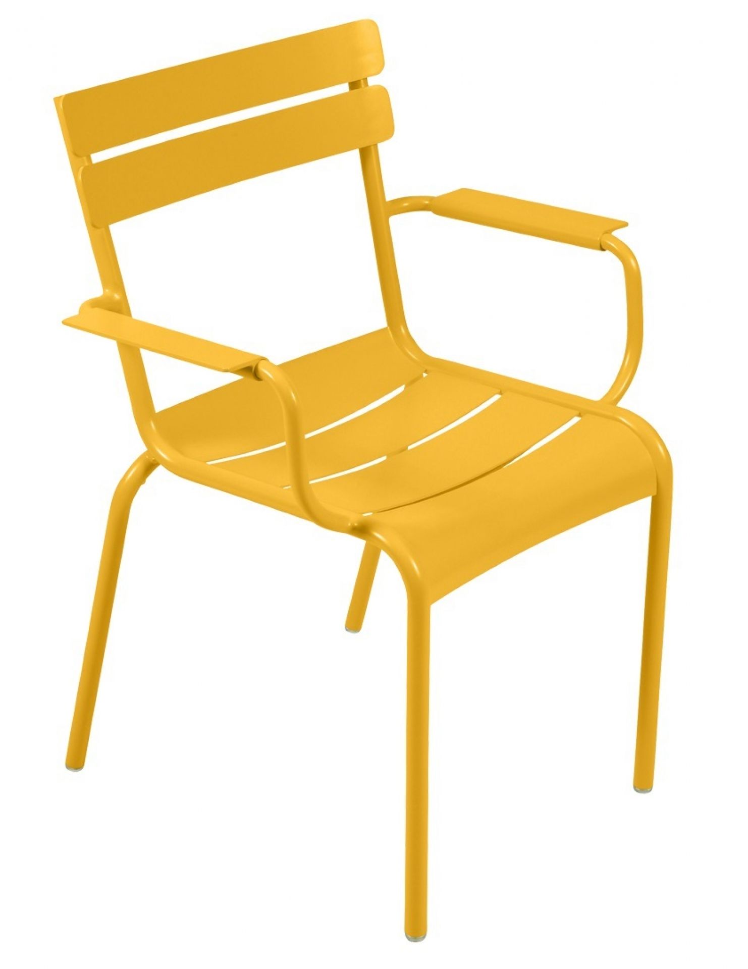 Luxembourg Outdoor Chair von Fermob in Schwarzkirsche: Gelber Metallstuhl mit Armlehnen für Garten und Terrasse.