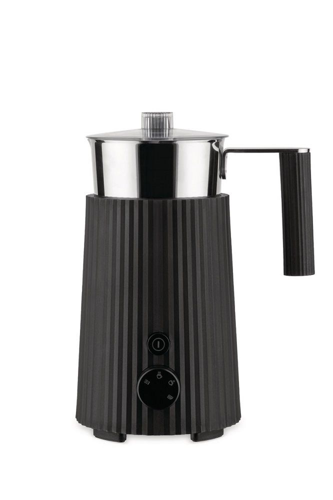 Alessi MDL13 B Milchaufschäumer: Induktions-Milchaufschäumer mit Kanne aus Edelstahl und schwarzem, geriffeltem Gehäuse.