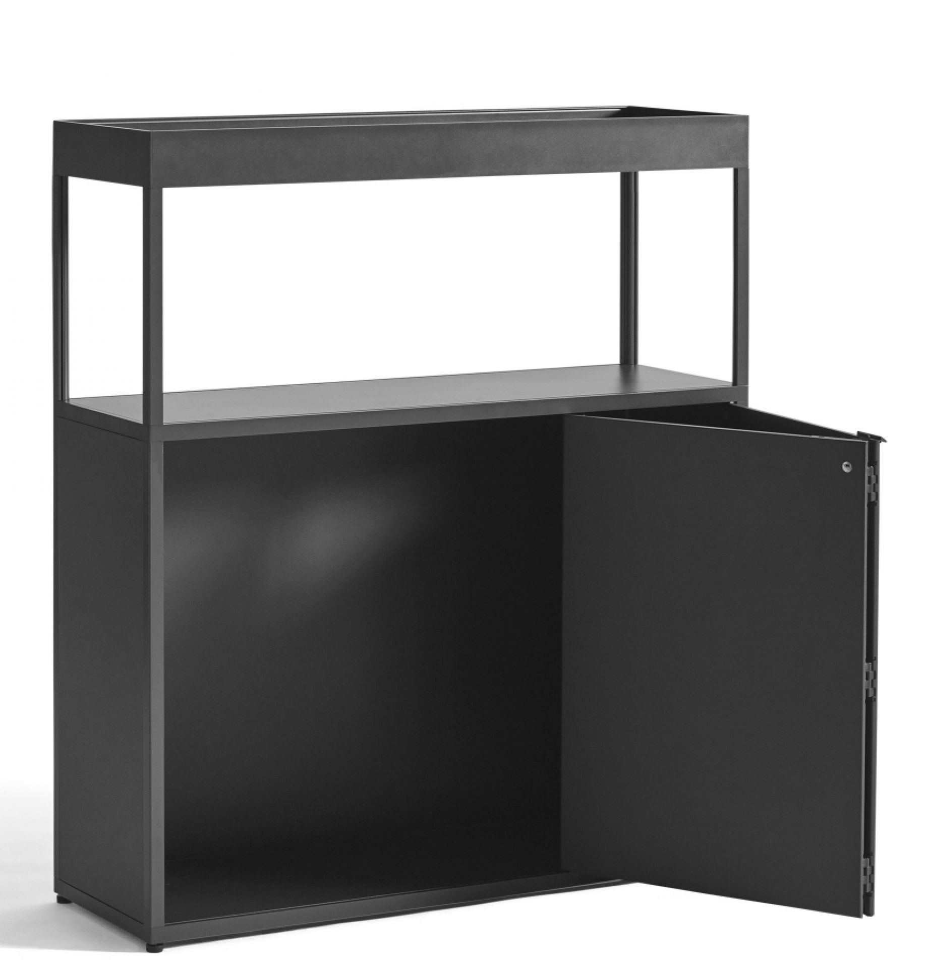 Schwarzes New Order Sideboard von Hay mit offener Tür und Regalaufsatz.