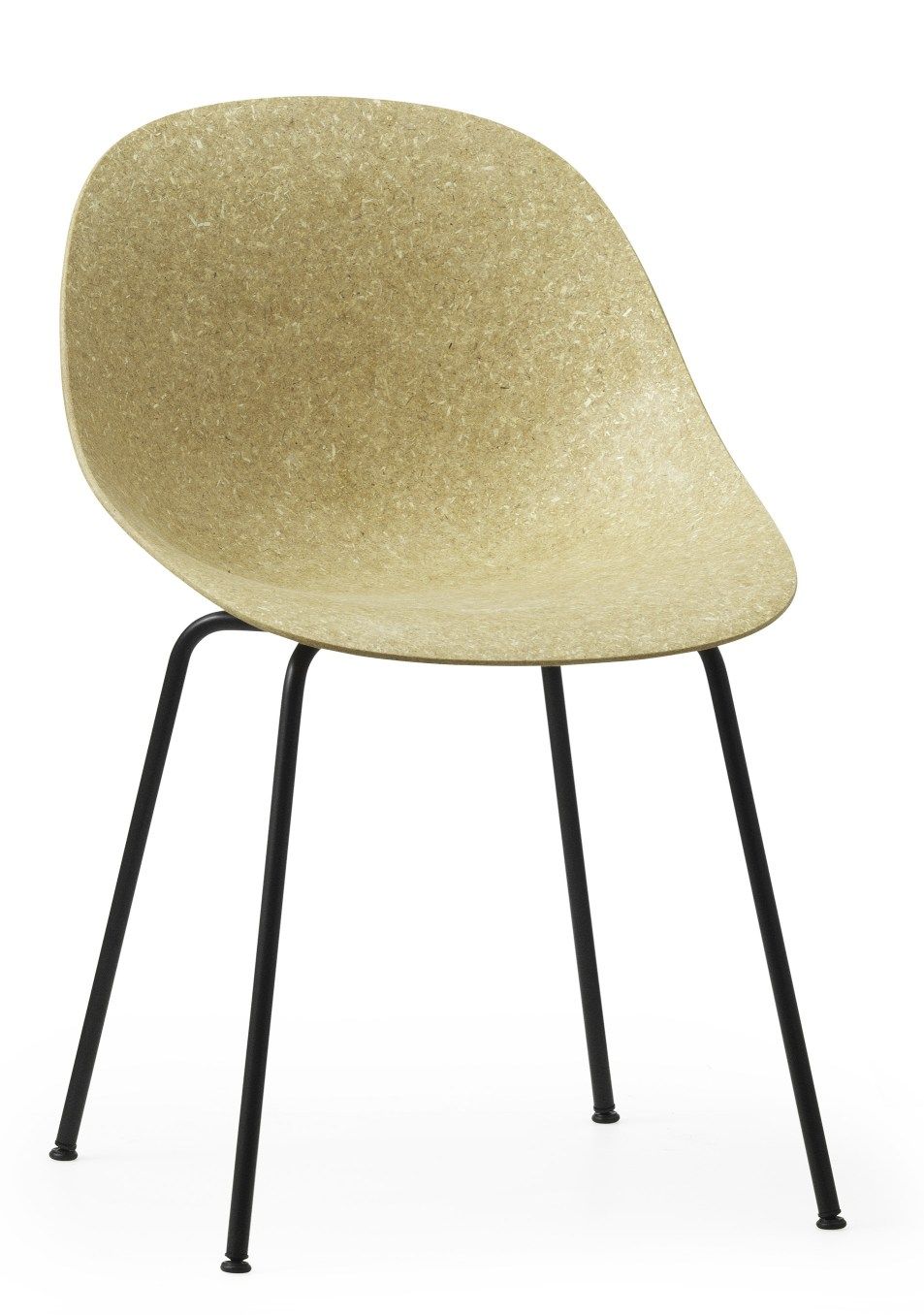 Normann Copenhagen Mat Chair Steel Stuhl mit Sitzschale aus Holz und schwarzem Stahlgestell.