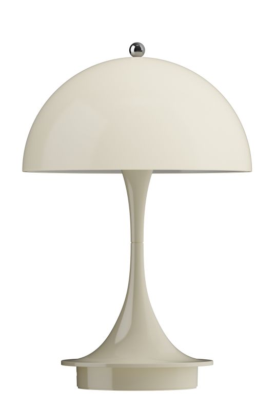 Panthella Tischleuchte in Opal beige von Louis Poulsen für Innen und Außen.