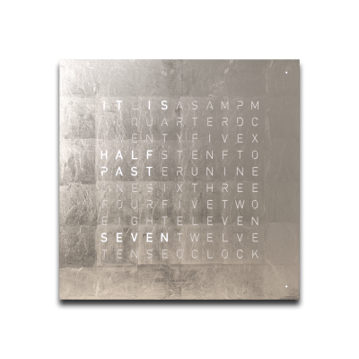 Voorpagina voor Earth 45 wandklok Engels QLOCKTWO