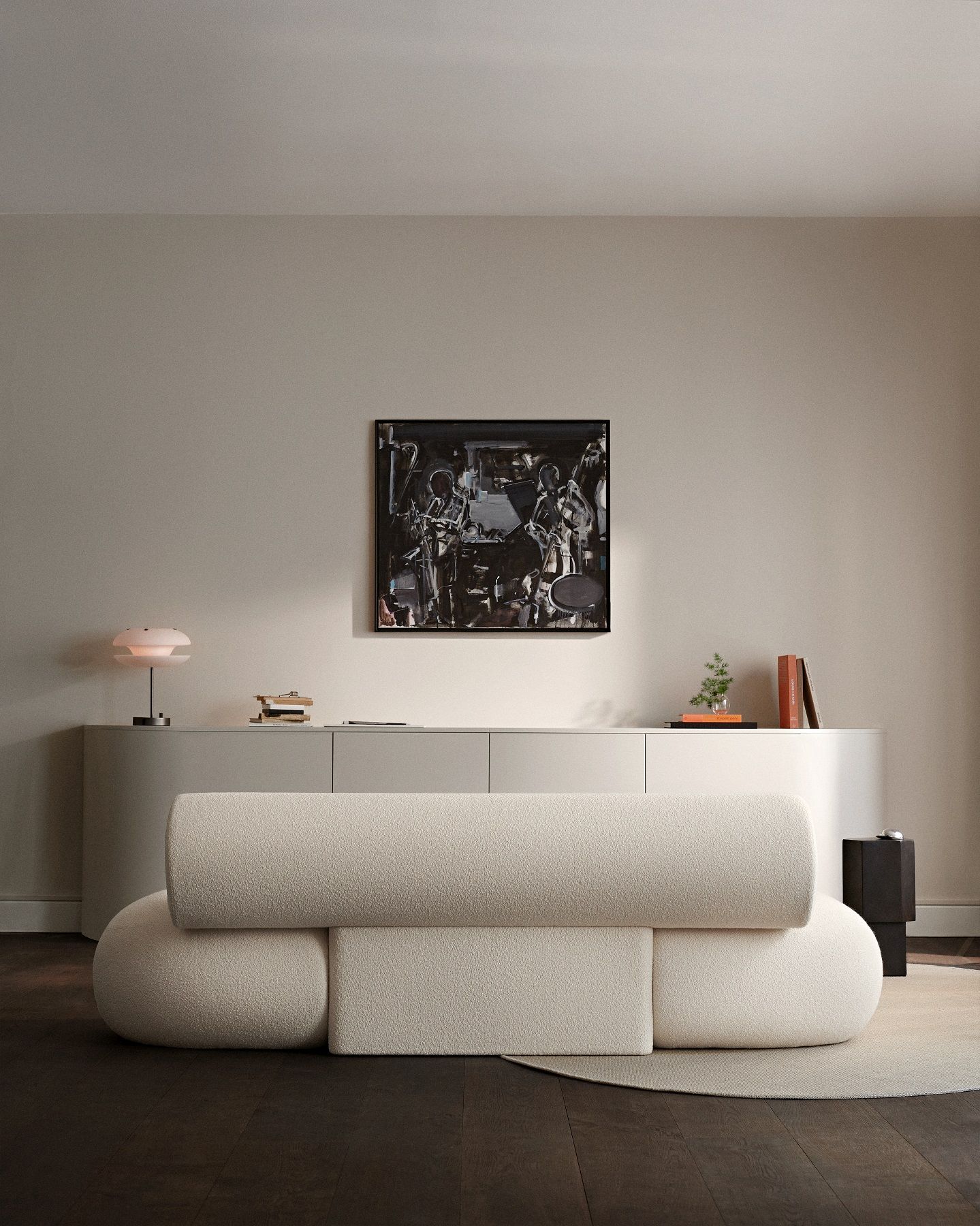 Nahaufnahme des Hippo Sofa von Norr11 in Bouclé-Beige, modernes Wohnzimmer-Interieur mit Kunst und minimalistischen Möbeln.