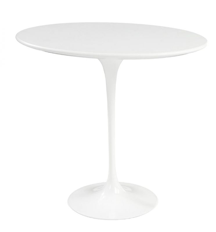 Weißer Saarinen Beistelltisch von Knoll International mit runder Tischplatte und zentralem Fuß.