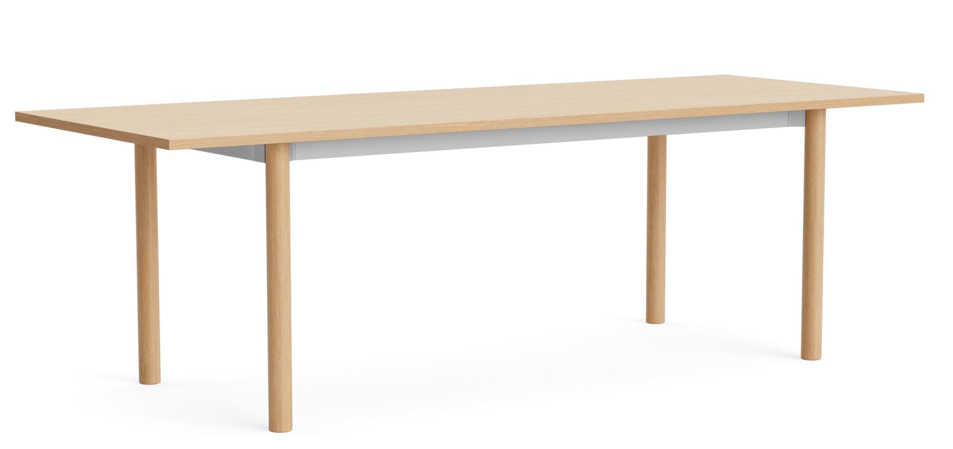 Annex Esstisch von Hay mit heller Holzplatte und hellen Holzbeinen auf weißem Hintergrund.