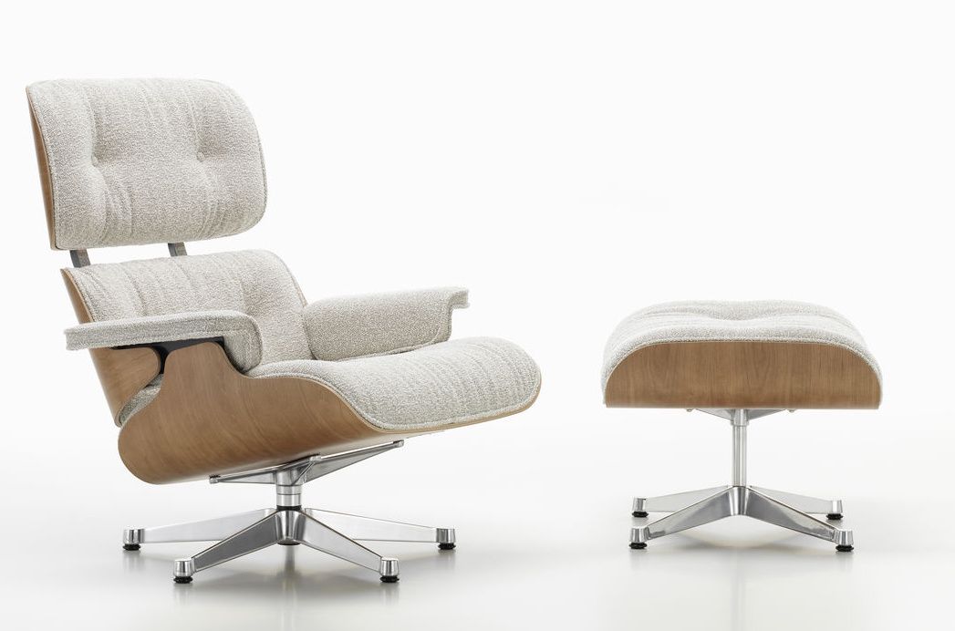 Eames Lounge Chair & Ottoman fauteuil VOORKEURSCOMBINATIE Nubia, cream sand, gepolijst, kersenhout