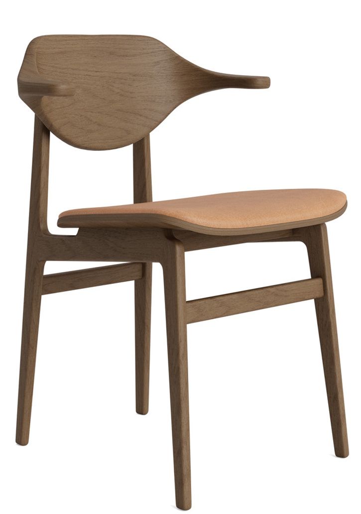 Bufala Dining Chair Stuhl NORR11 aus Eiche mit Lederbezug, skandinavisches Design für Esszimmer und Wohnbereich.
