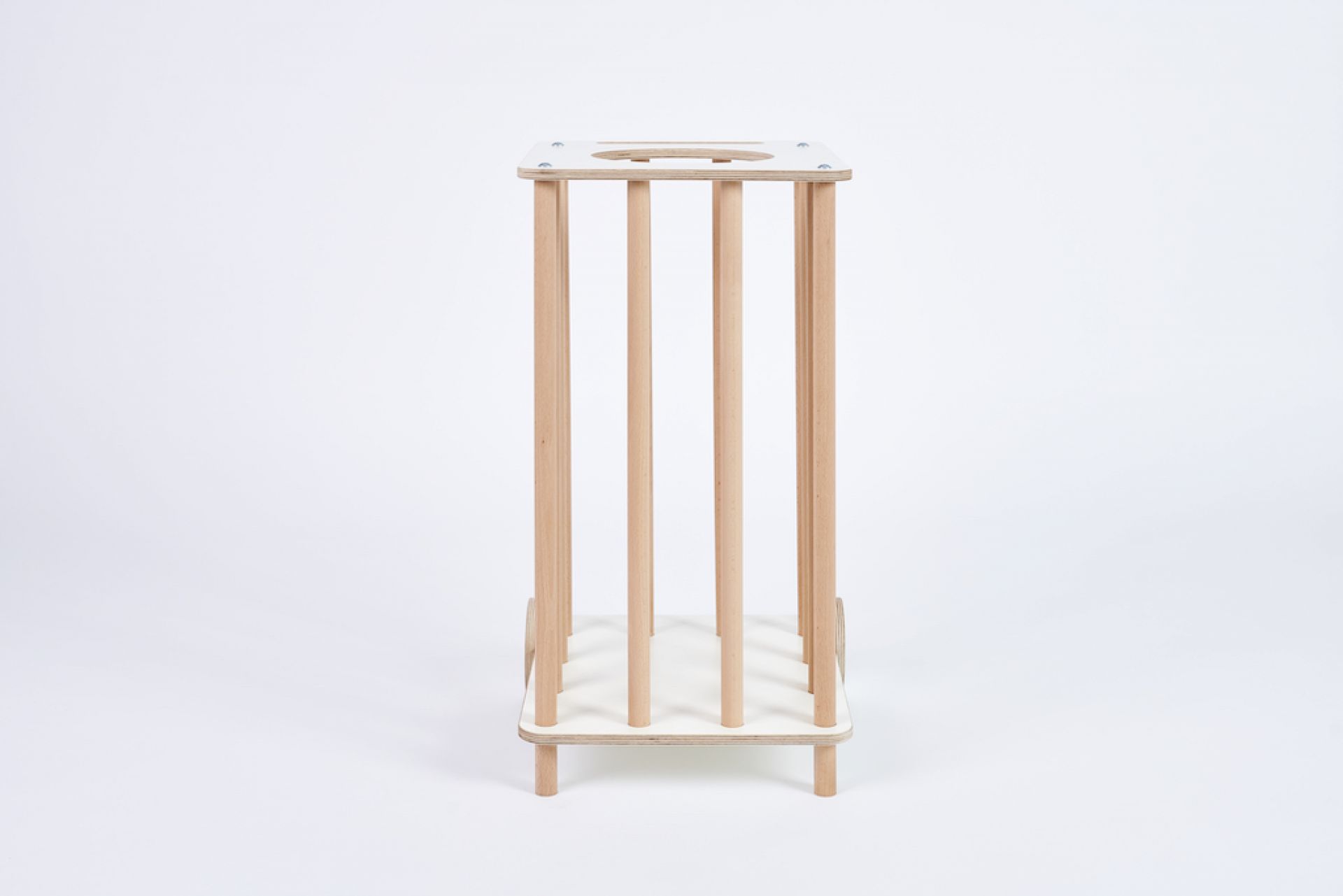 Tojo Kids Zoo Plüschtierkarren aus Holz, minimalistisches Design für Kinderzimmer, Spielzeugaufbewahrung und Ordnung.