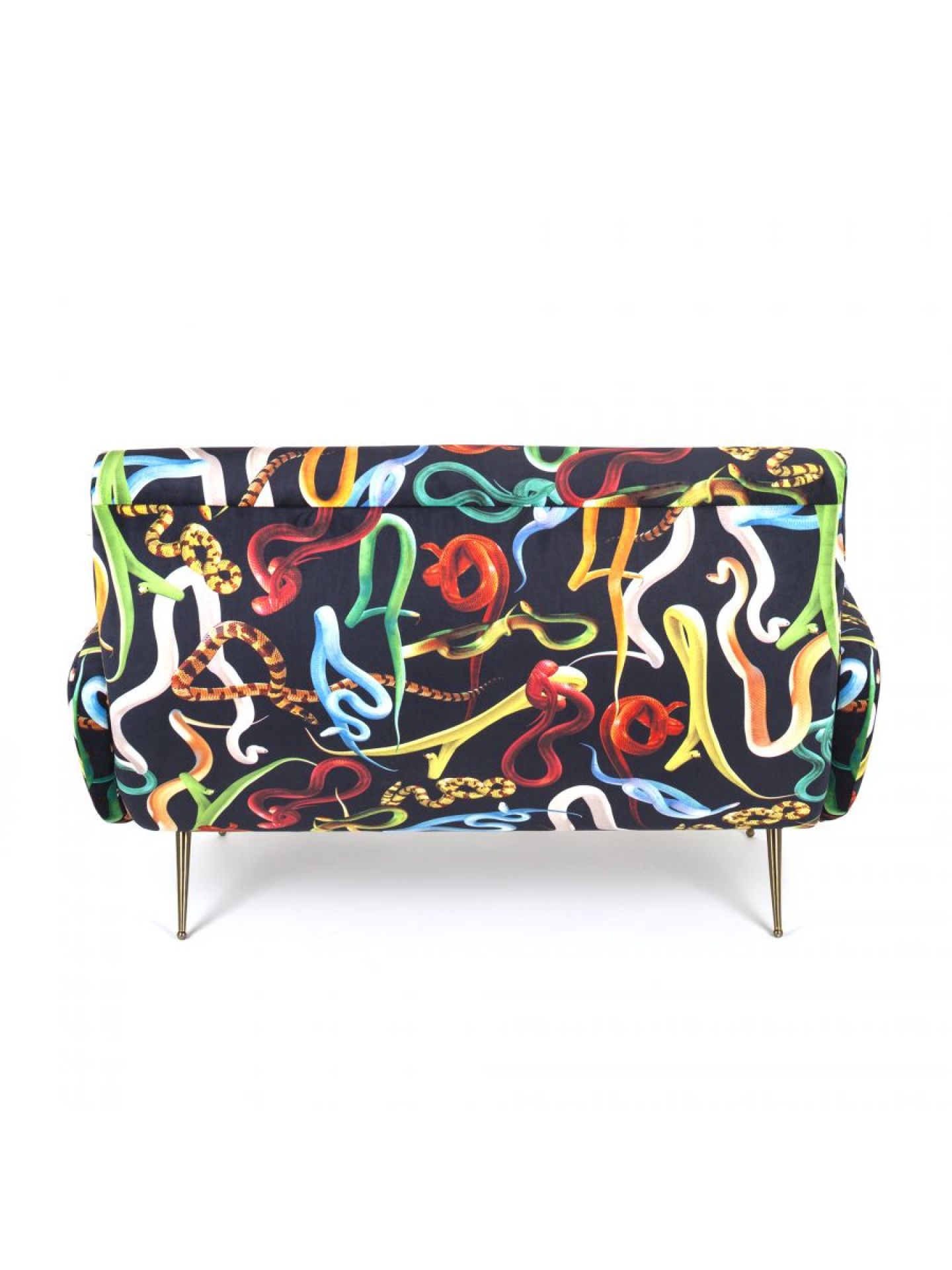 Toiletpaper 2-Sitzer-Sofa Snakes Seletti mit Schlangenmuster auf dunklem Hintergrund und goldenen Füßen, modernes Design Sofa.
