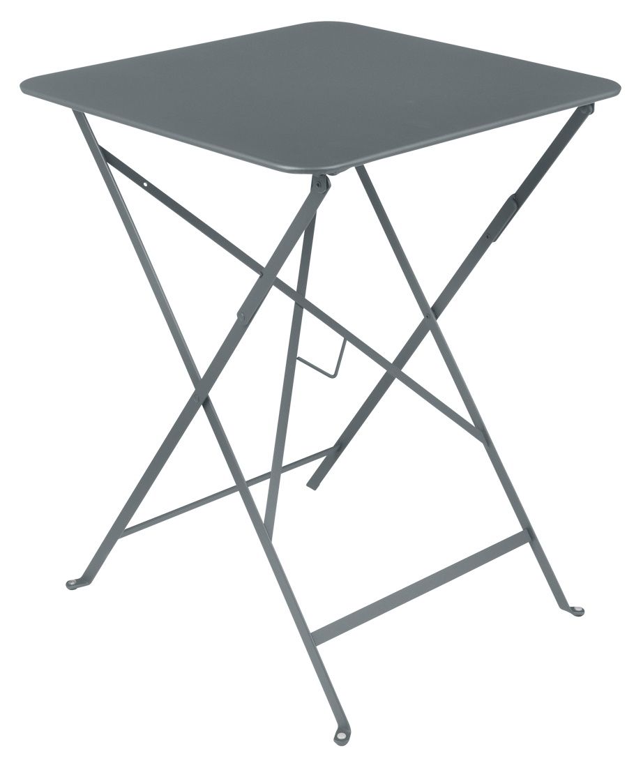 Quadratischer, anthrazitfarbener Bistro Tisch von Fermob für den Außenbereich, zusammenklappbar und platzsparend.