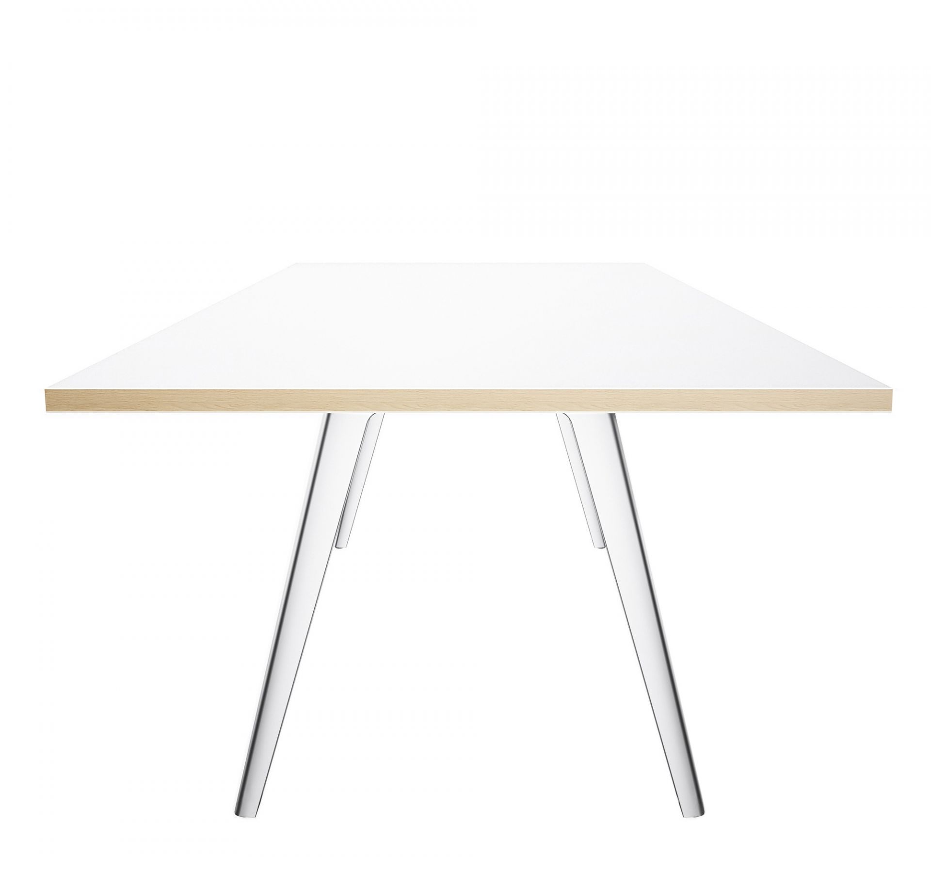 Weißer Thonet Tisch 1500 mit hellen Holzdetails und filigranen, silbernen Tischbeinen.