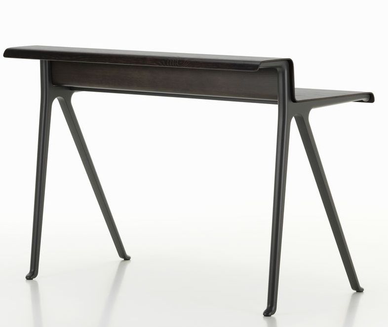 Vitra Courier Schreibtisch aus dunklem Holz und Metall, modernes Design für Büro und Arbeitszimmer.