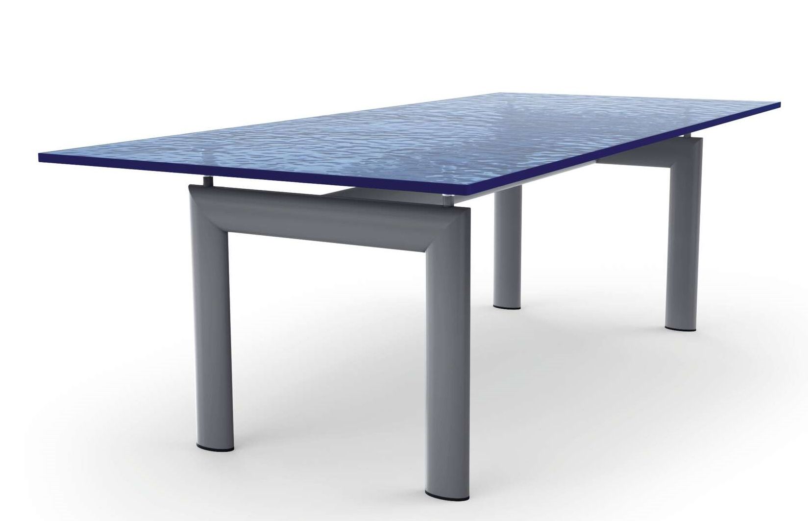 LC6 Table tube d'avion Esstisch von Cassina mit blauer Glasplatte und grauem Stahlgestell.