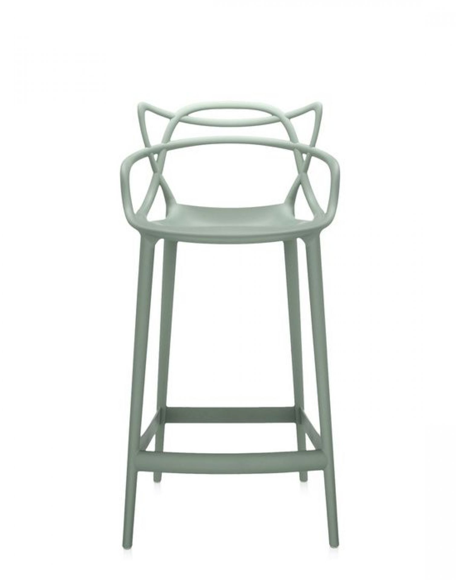 Hellgrüner Masters Barhocker von Kartell mit filigraner Rückenlehne und minimalistischem Design.
