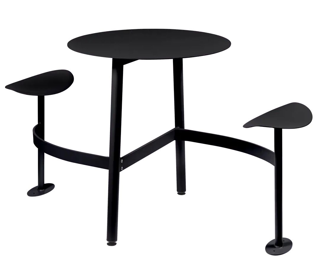 Schwarzer Bolder 2-Sitzer-Tisch von Fermob für den Außenbereich mit runder Tischplatte und zwei Sitzflächen.