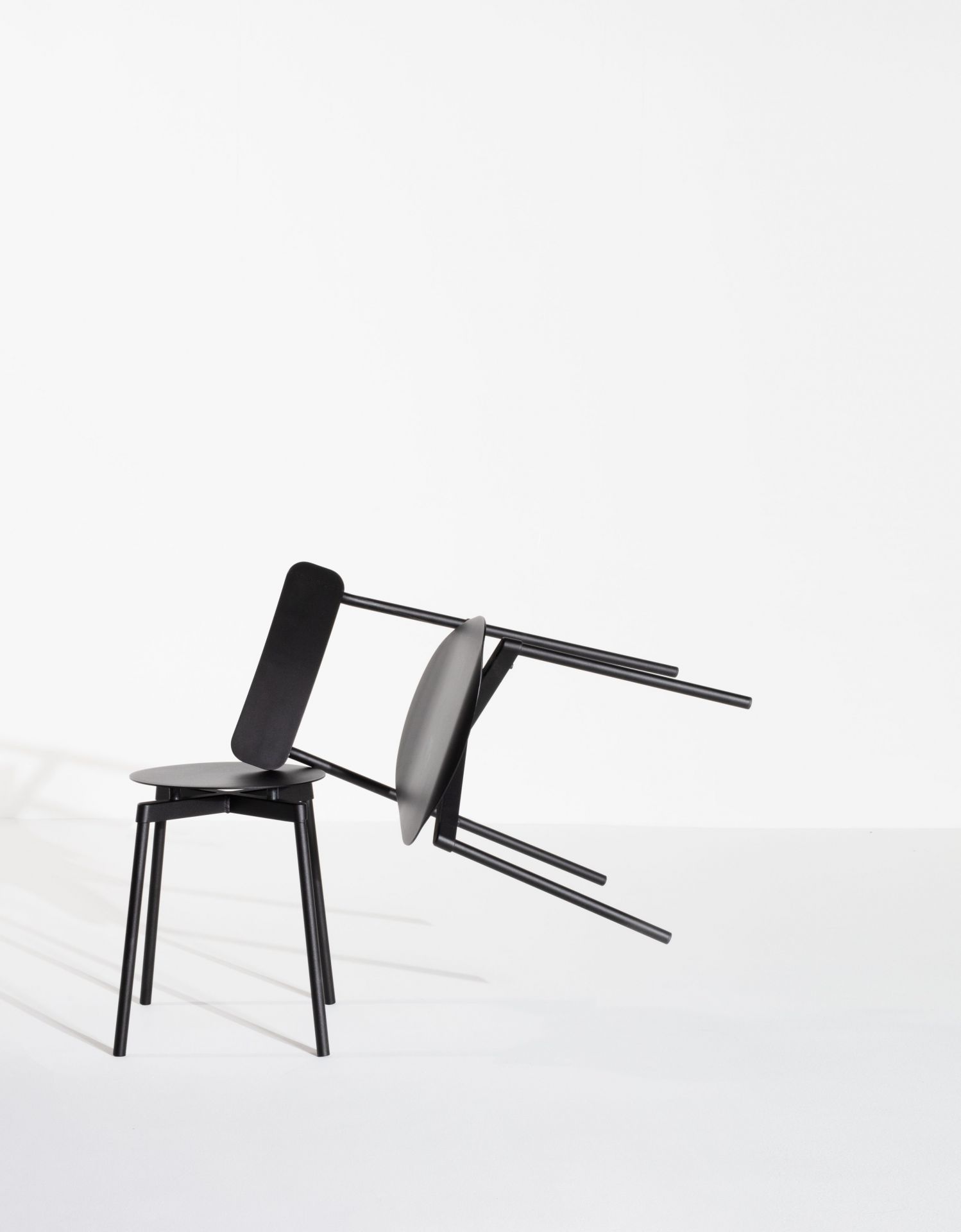 Fromme Stool kruk van Petite Friture 