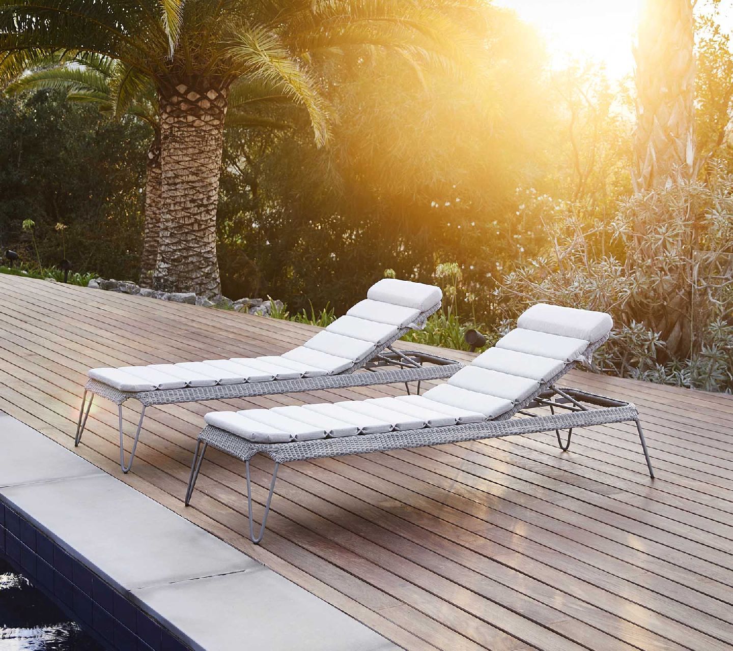 Breeze Outdoor ligstoel van Cane-Line