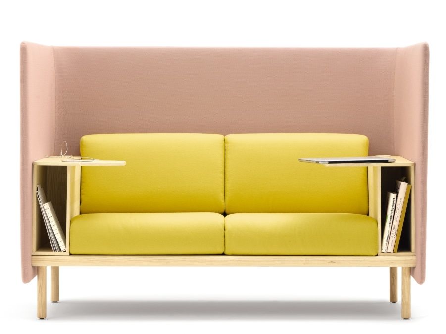 Floater Sofa von Cor, 2-Sitzer in Gelb und Rosa mit integrierten Ablagetischen und Stauraum.