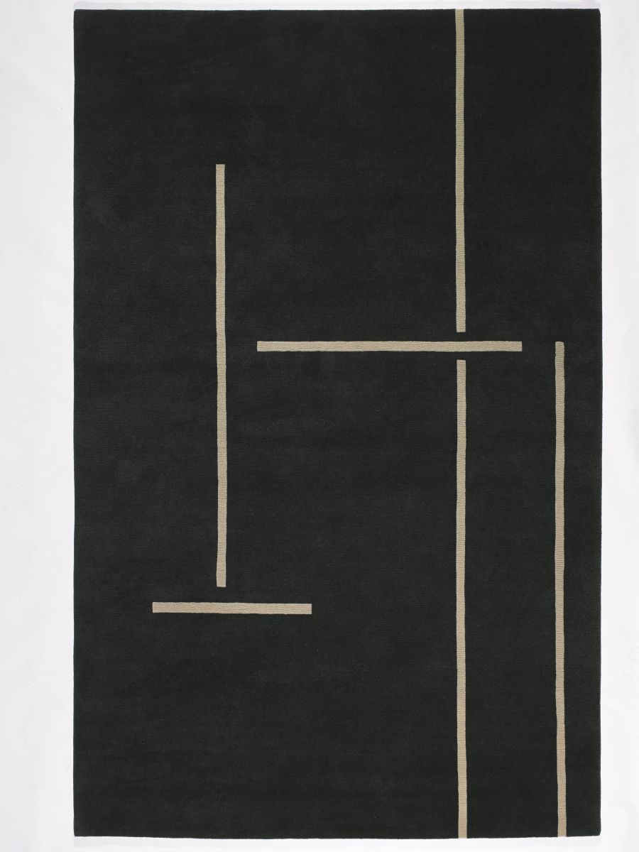 Monolith Teppich 200x300cm ClassiCon: Schwarzer Teppich mit beigen, geradlinigen Mustern für modernes Wohnen.