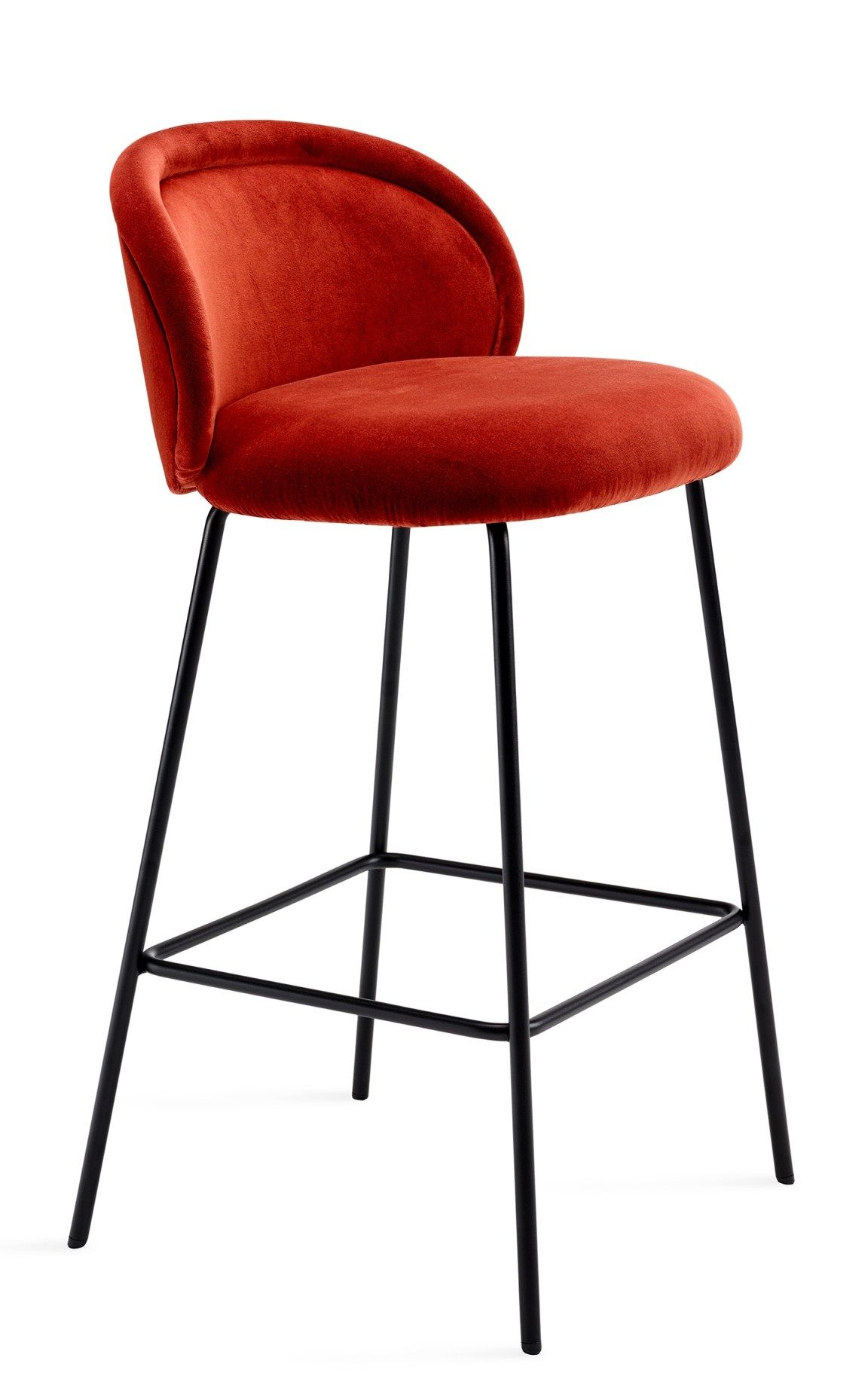 Ona Counterstool Barhocker von Freifrau Manufaktur, roter Samtbezug und schwarzes Metallgestell, modernes Küchendesign.