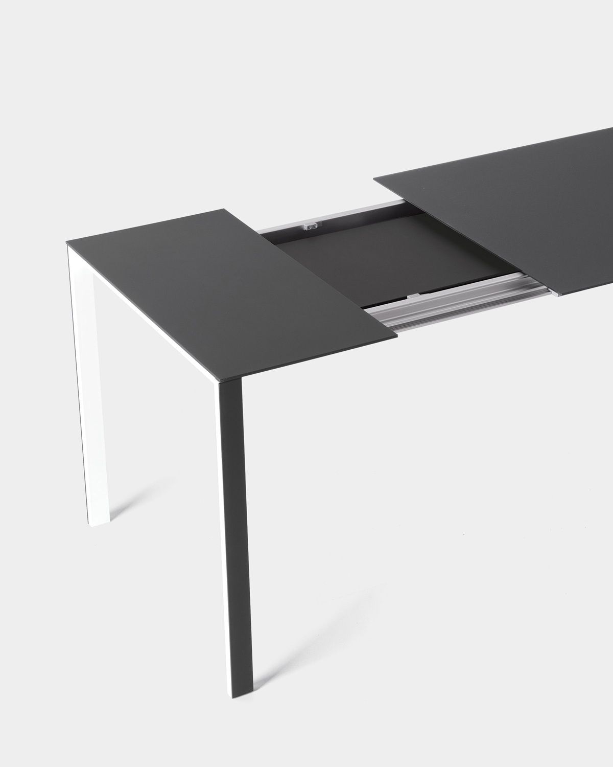 Thin-K KRISTALIA uitschuifbare tafel voor binnen