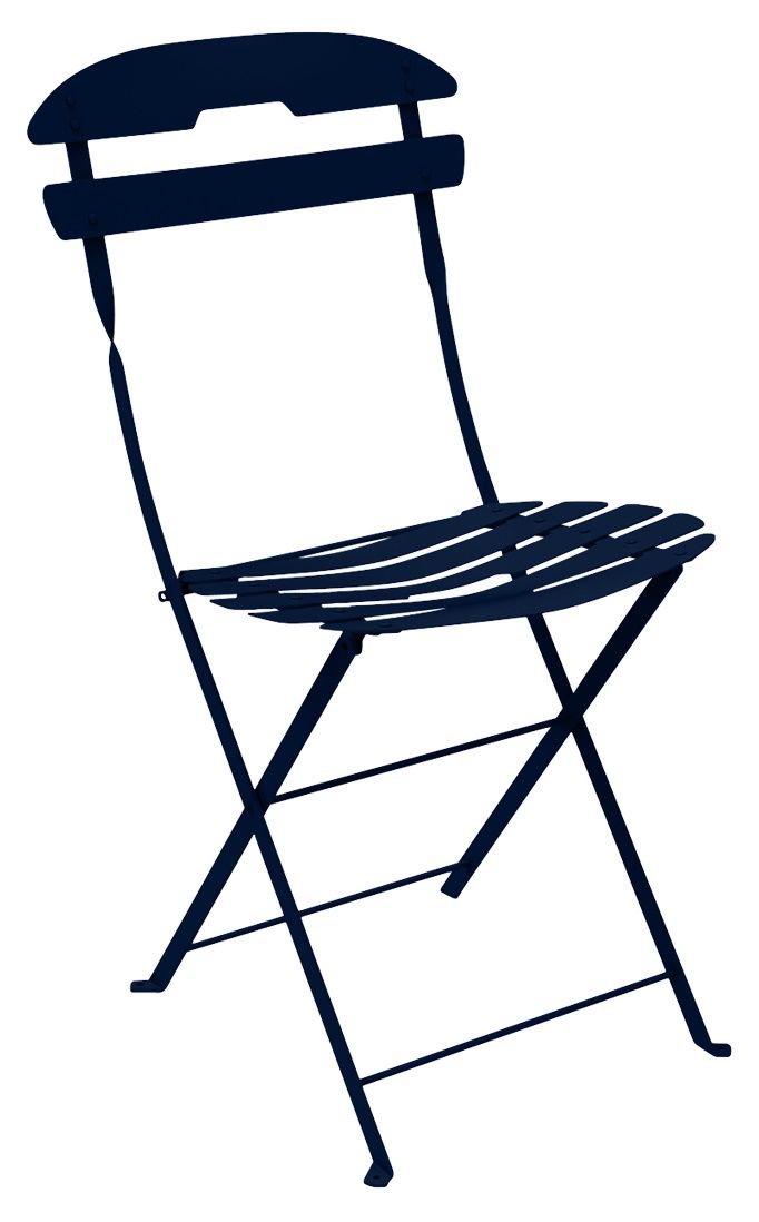 La Môme Klappstuhl von Fermob in Marineblau, ideal für Garten, Balkon und Terrasse.