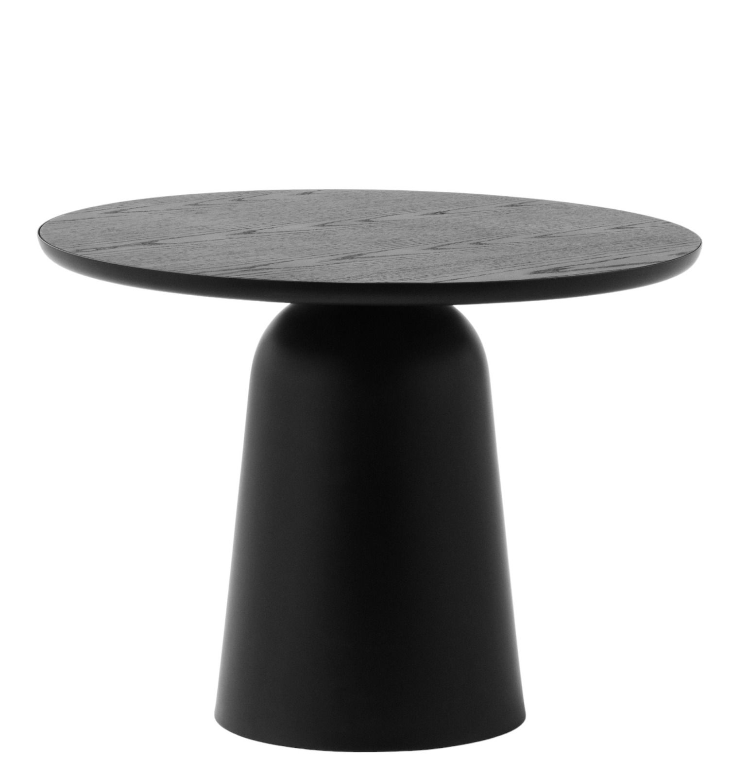 Schwarzer Normann Copenhagen Turn Table Beistelltisch aus Holz, modernes Design für Wohnzimmer und Lounge.