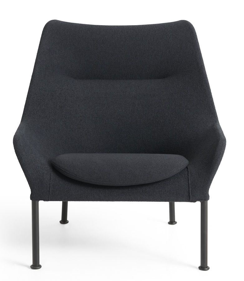 Hay 02 Lounge Chair Sessel in Dunkelgrau, moderner Stoffbezug und filigrane Metallbeine, Frontansicht.