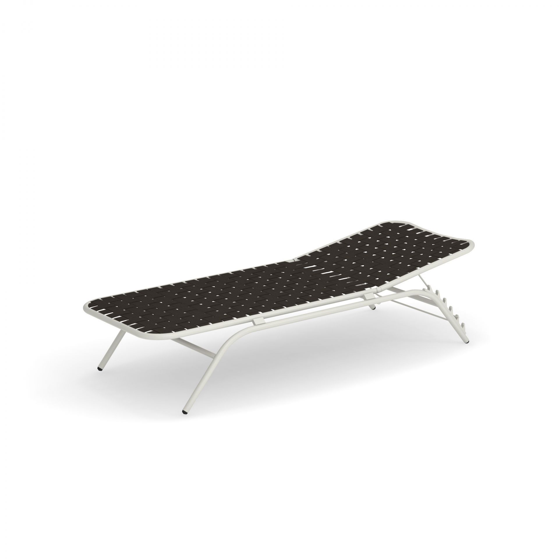 Emu Yard Sonnenliege mit verstellbarer Rückenlehne und dunkelbrauner Sitzfläche aus elastischen Gurten.