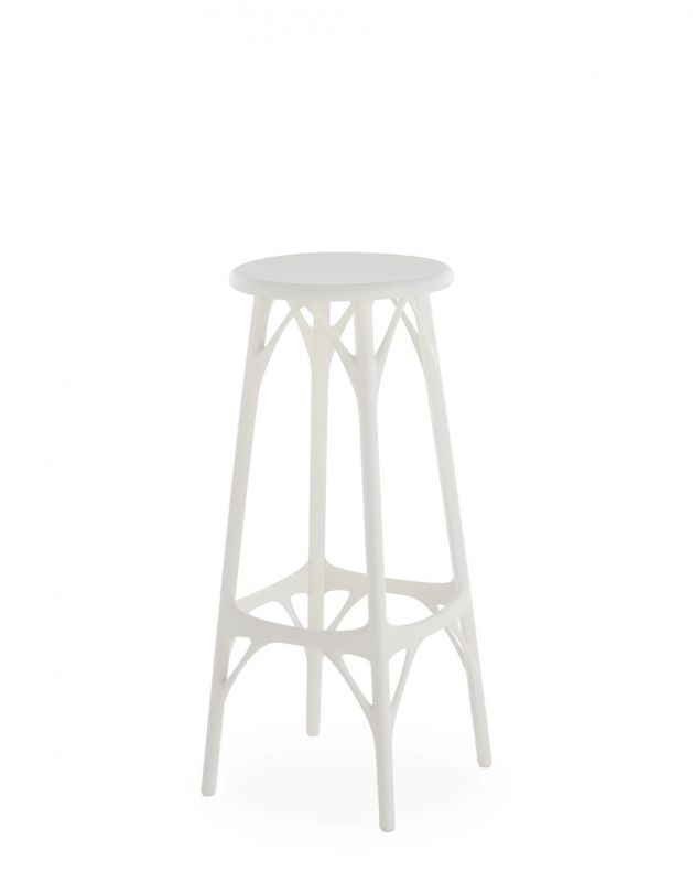 Weißer A.I. Hocker Light H75cm von Kartell: Moderner Barhocker aus Kunststoff für Küche und Bar.